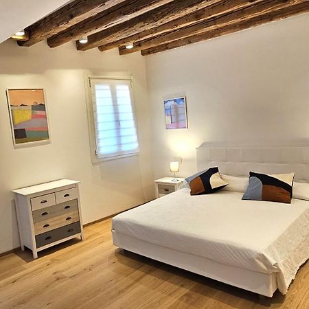 Small Villa With Private Garden Veneza Exterior foto